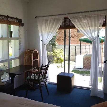 Villa Festina Lente in Onrus Hermanus Exterior foto
